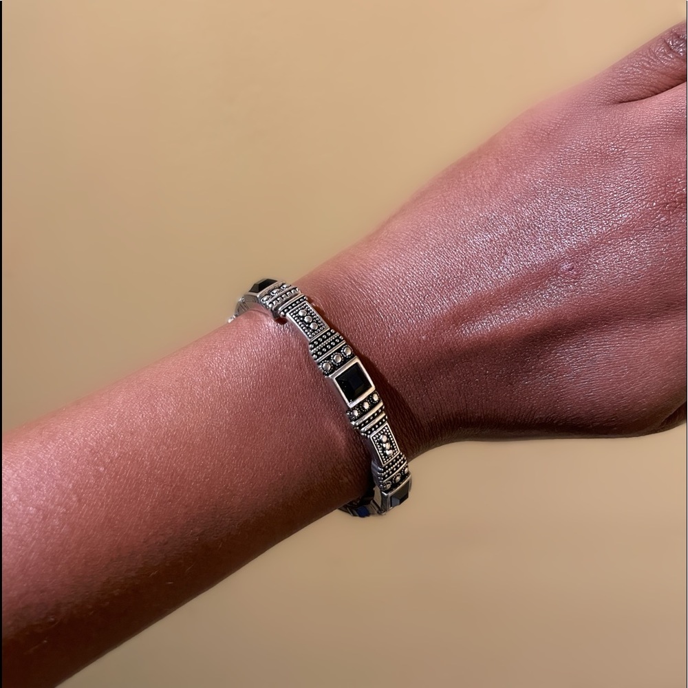 Silver / Black Stone Stretch Bracelet